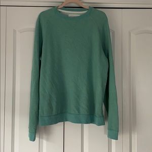 Men’s XL pullover crew neck